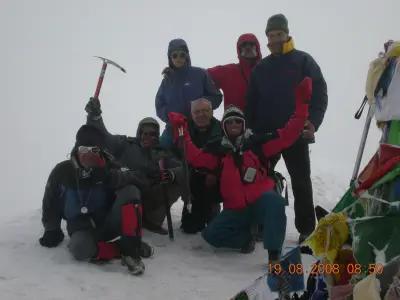 Climb Stok Kangari (6120 mtrs) Via Stok gallery image
